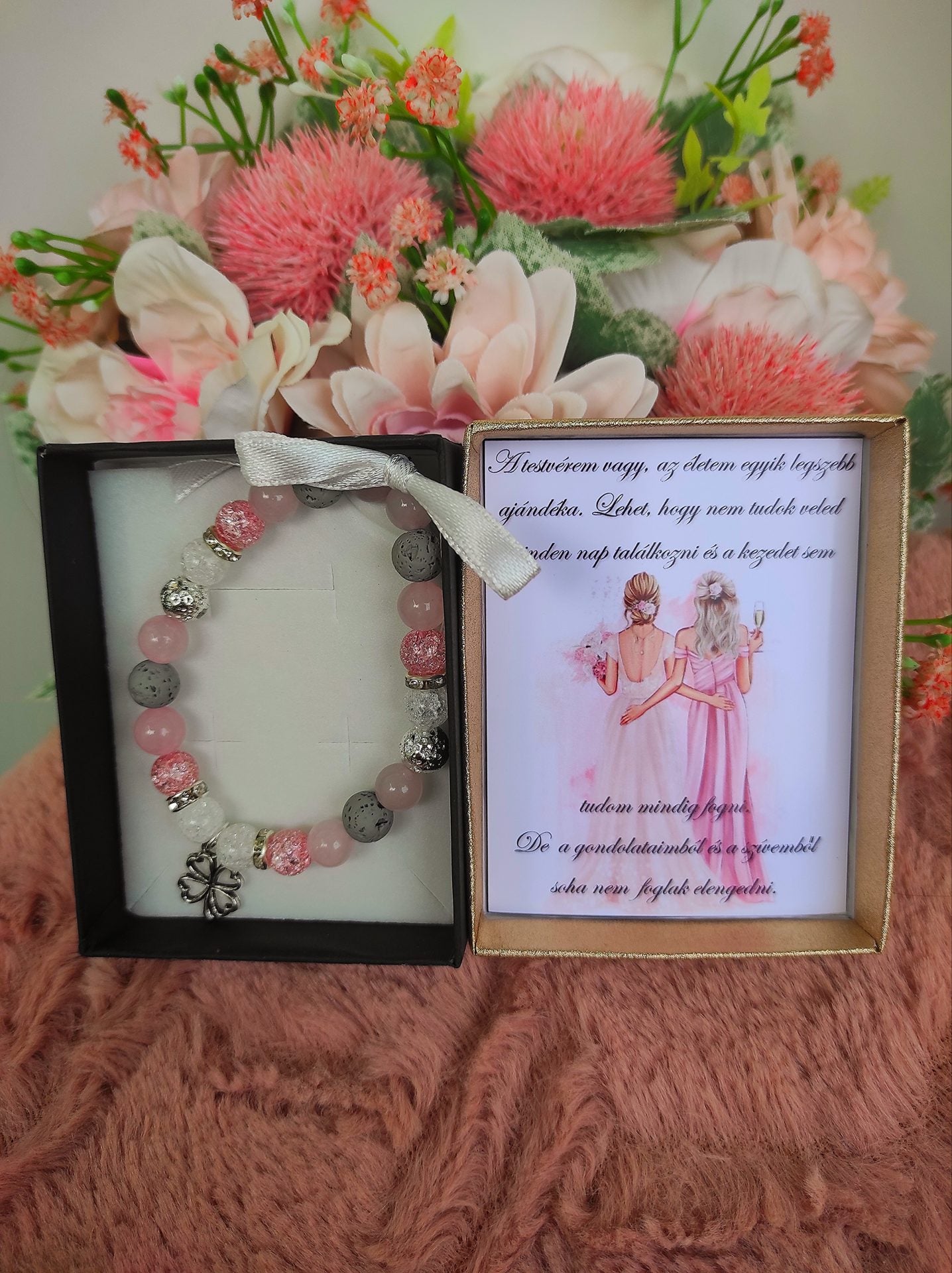 Testvéreknek lóhere karkötő